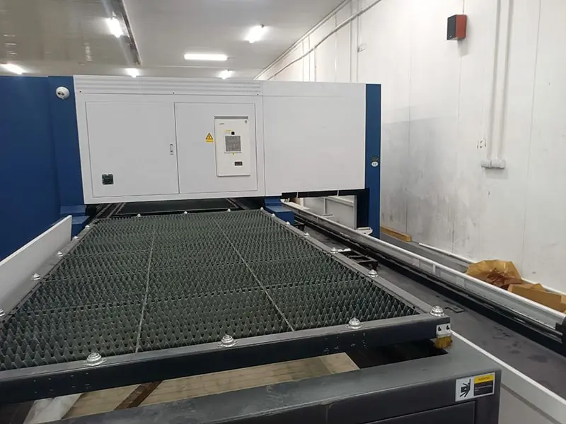 SENFENG sf3015hm instalación en Serbia - imagen 3