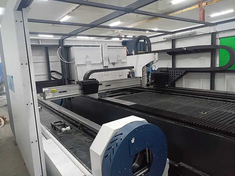 SENFENG sf3015hm instalación en Serbia - imagen 4