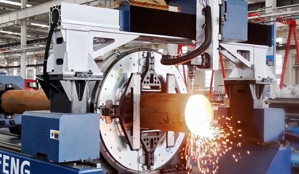 Plegadora CNC SENFENG para componentes de estructura naval